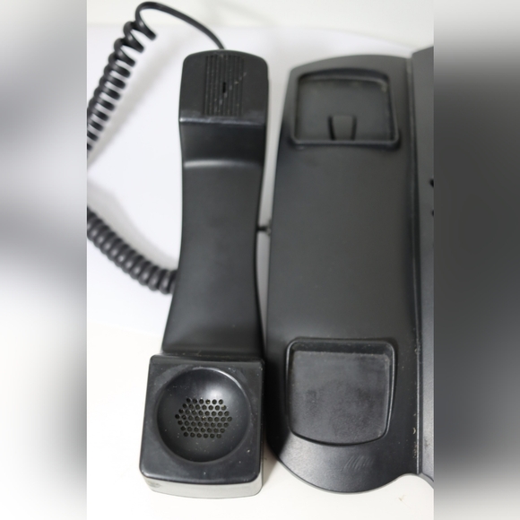Polycom Spund Point Pro Corded Phone - Picture 7 of 13